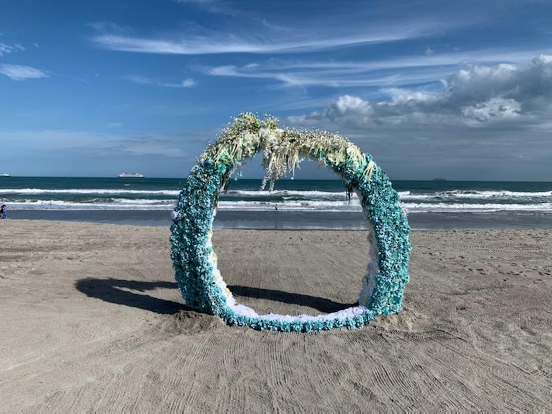 beach wedding decorations, cocoa beach weddings, elope cocoa beach, cocoa beach florist, surfside wedding chapel, cocoa beach officiant, Florida beach weddings, 