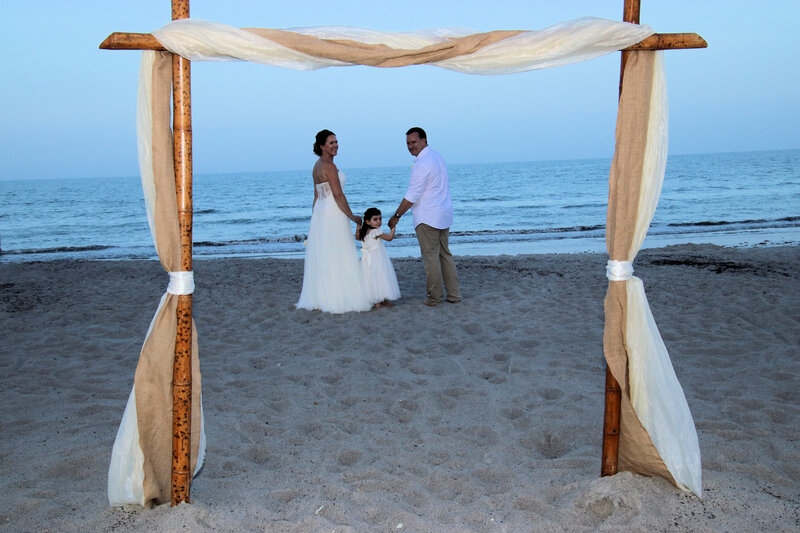 beach wedding decorations, cocoa beach weddings, elope cocoa beach, cocoa beach florist, surfside wedding chapel, cocoa beach officiant, Florida beach weddings, 